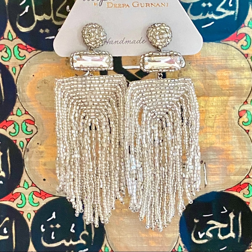 πΊπNWTππΊ Anthropologie Deepa Silver Beaded Fringe Chandeliers - Picture 5 of 16